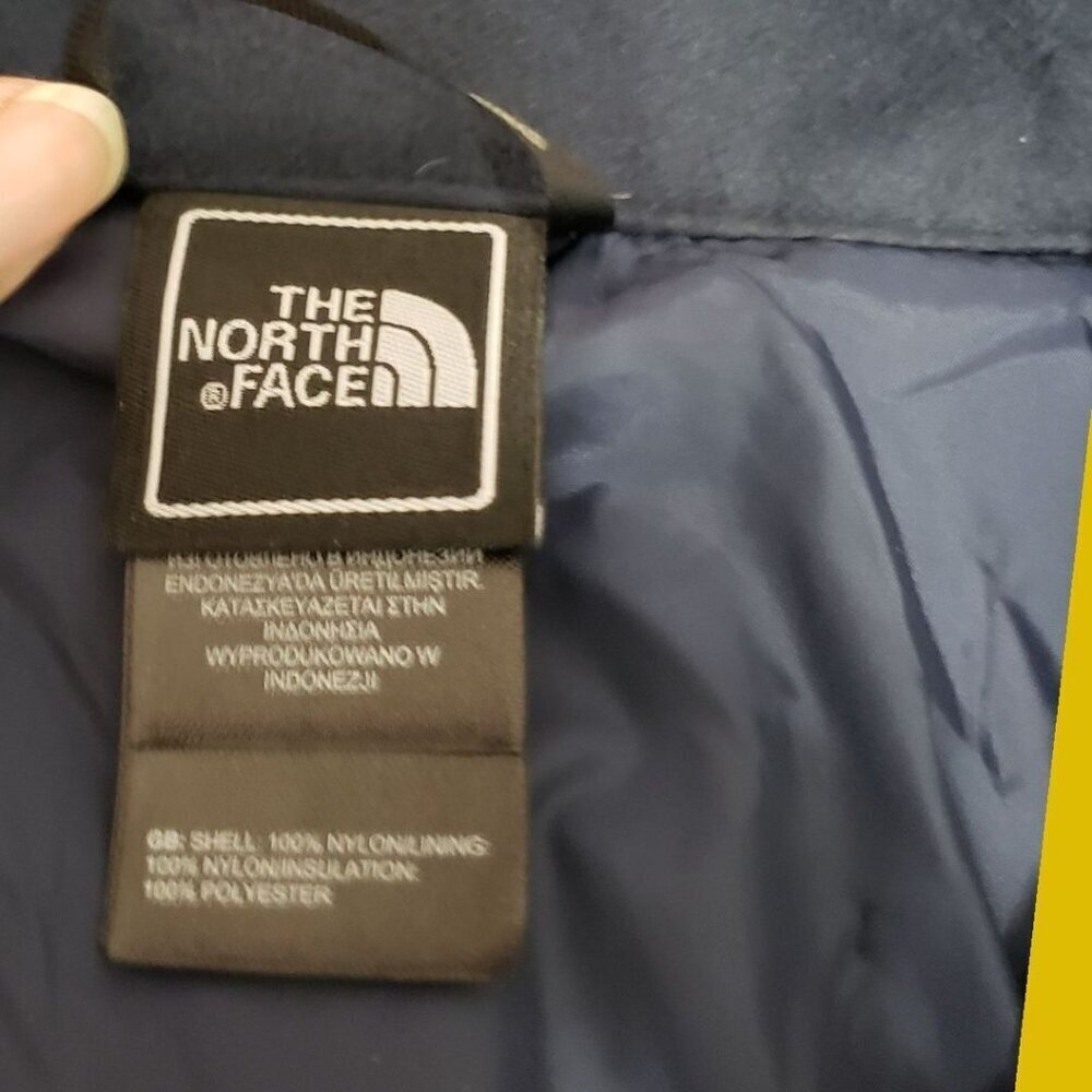 The North Face Womens Insulated Quilted Vest Navy Blue Medium - Picture 3 of 13